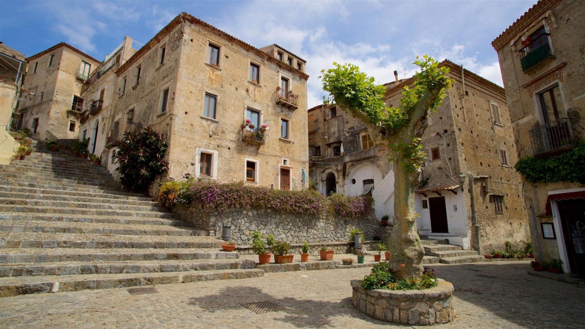 The Lemon Tree House Apartment Scalea Exterior photo