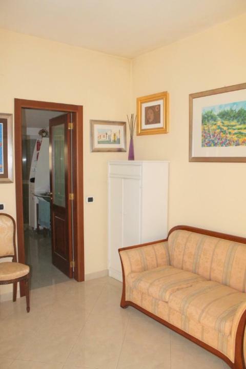 The Lemon Tree House Apartment Scalea Exterior photo