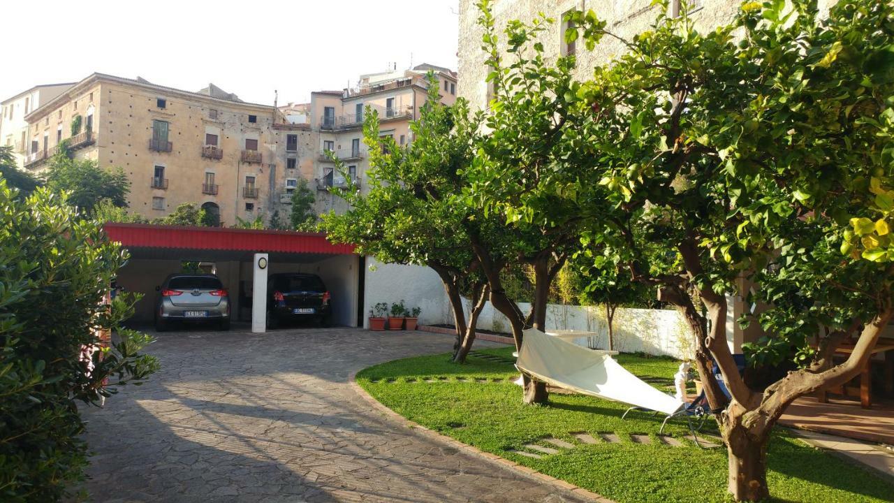 The Lemon Tree House Apartment Scalea Exterior photo